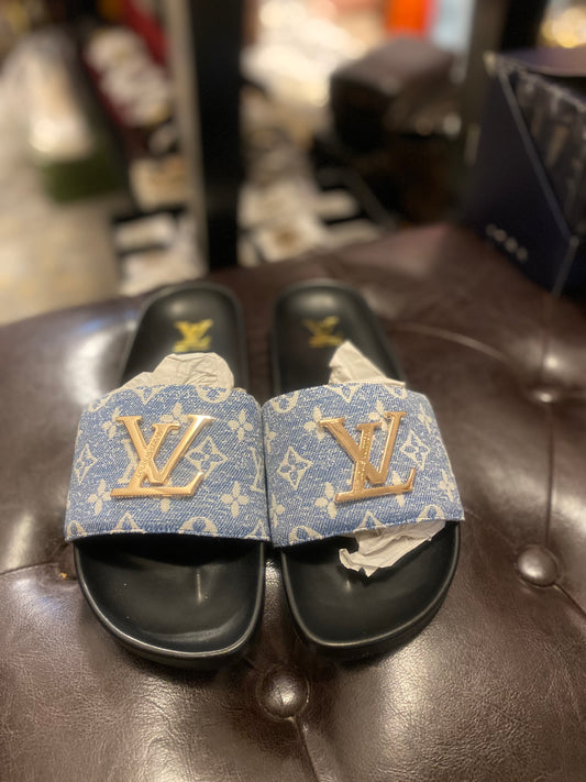 Louis Vuitton Sandles