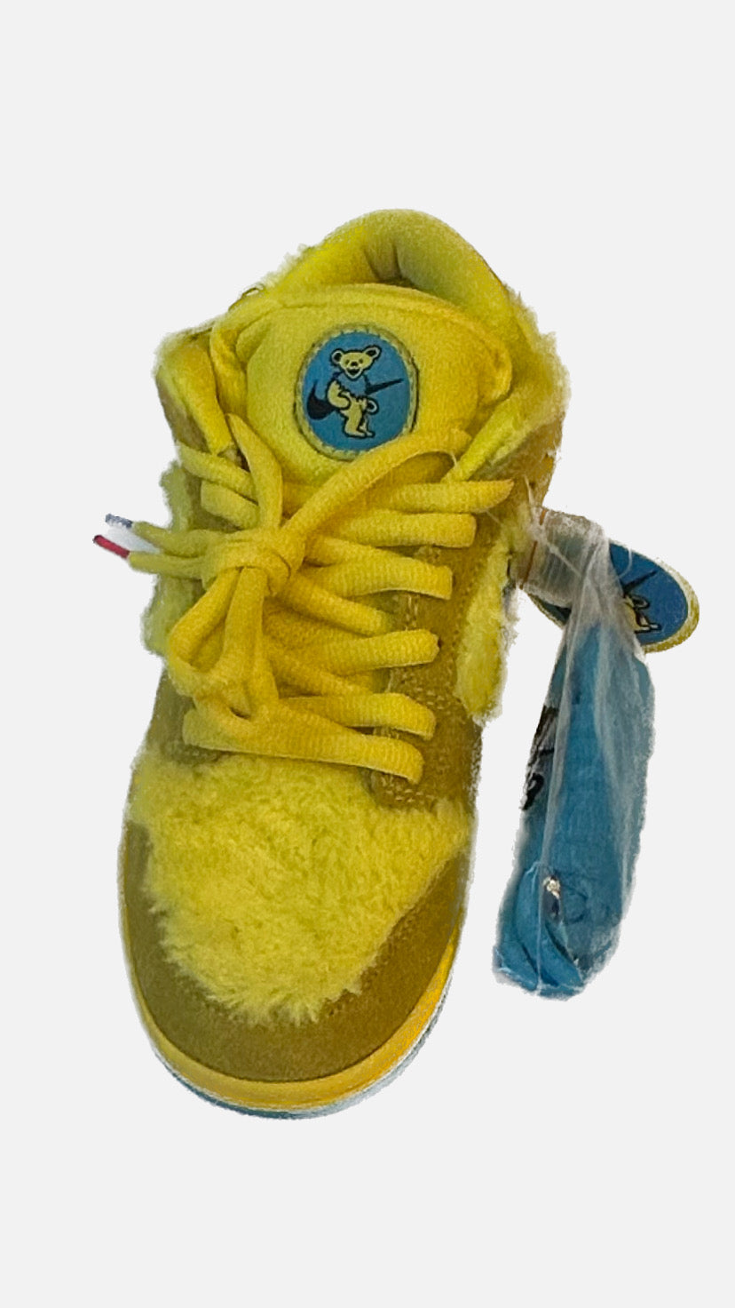 Nike SB Dunk Low Grateful Dead "Bears Opti Yellow"